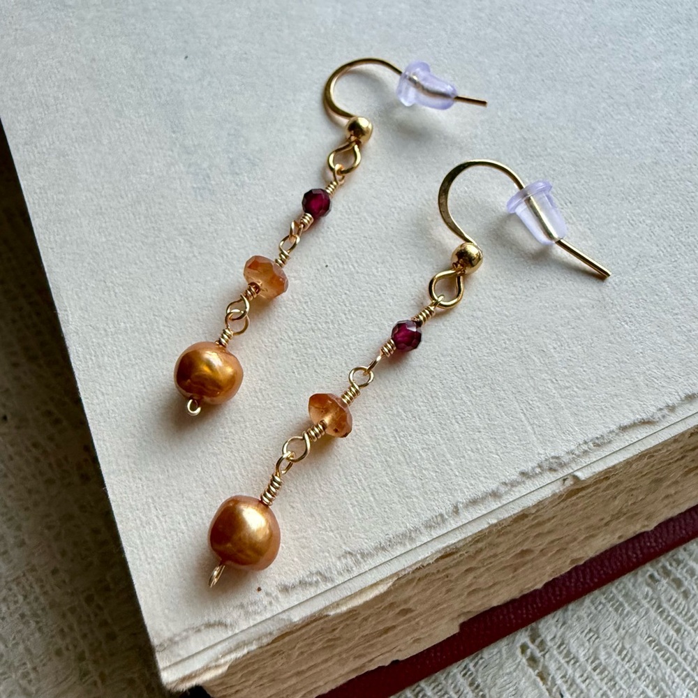 Dangly Pearl Garnet Topaz earrings